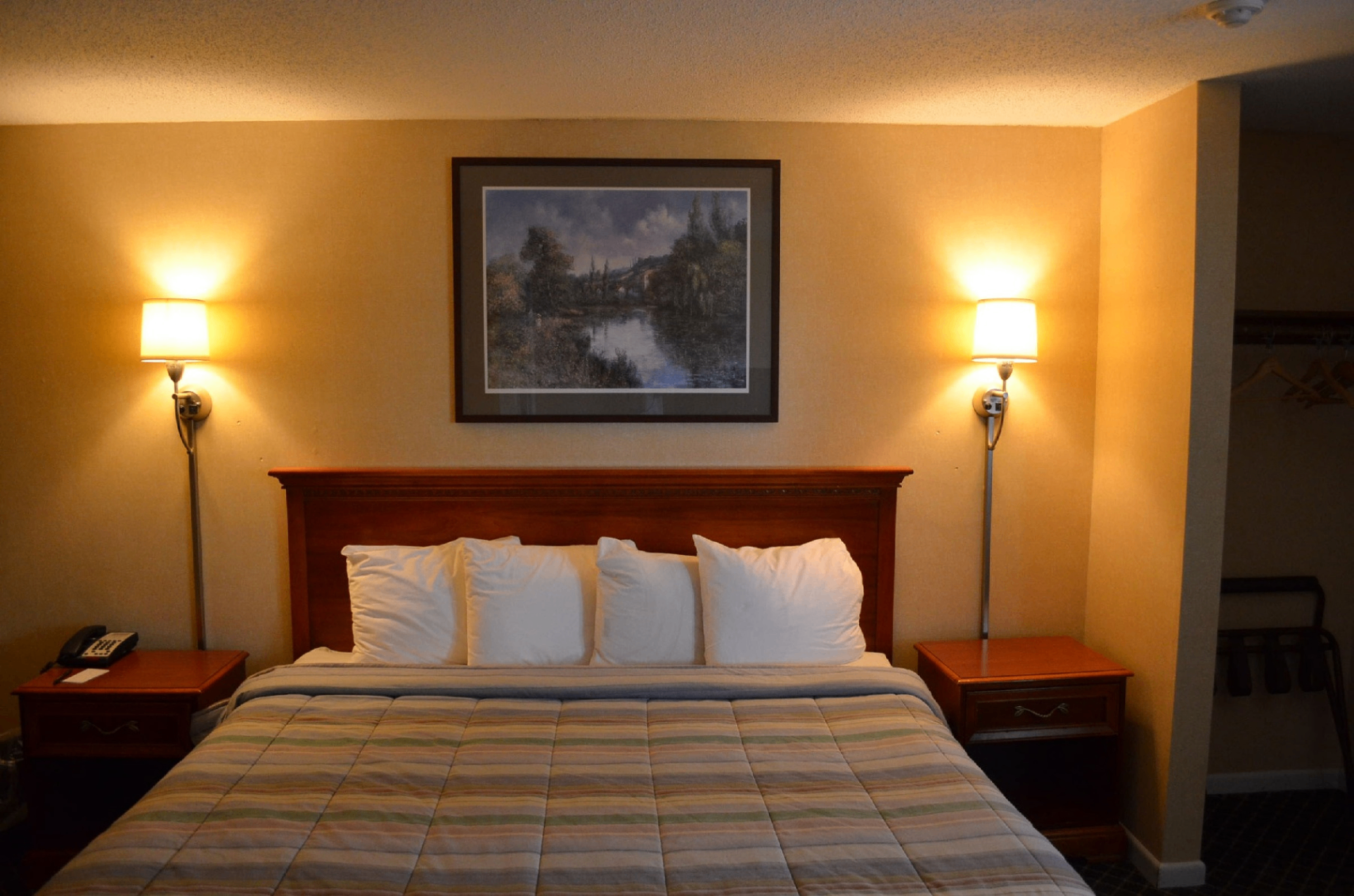 King guest room at Hyannis Host Inn