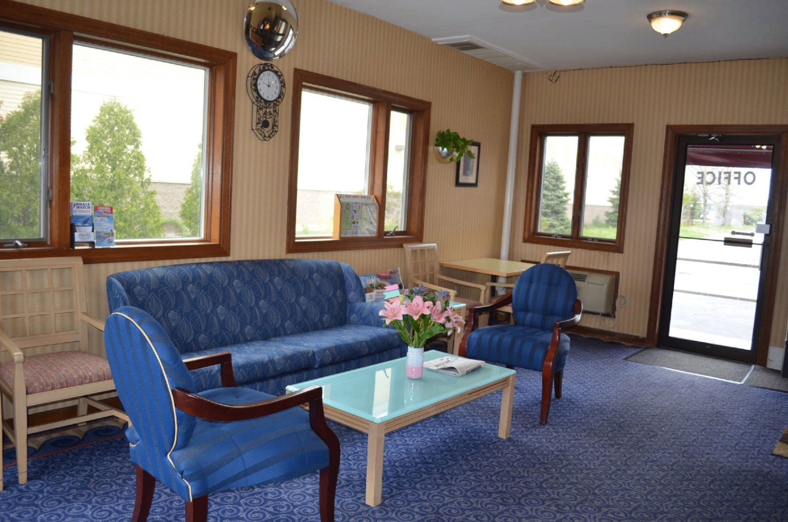 Lobby seating area at Hyannis Host Inn
